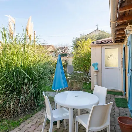 Le Houda Et En Option Holiday home