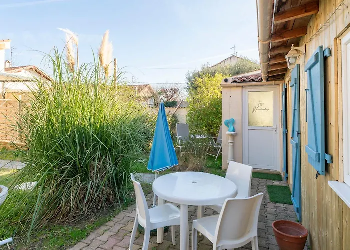 Le Houda Et En Option Ferienhaus