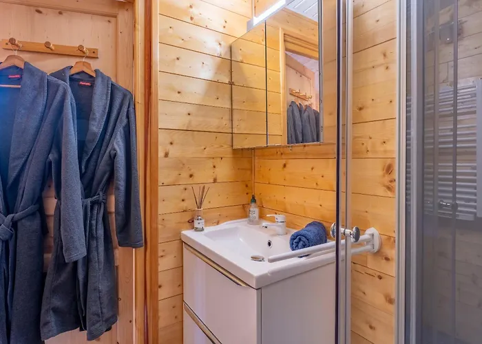 Ferienhaus Le Houda Et En Option Nîmes