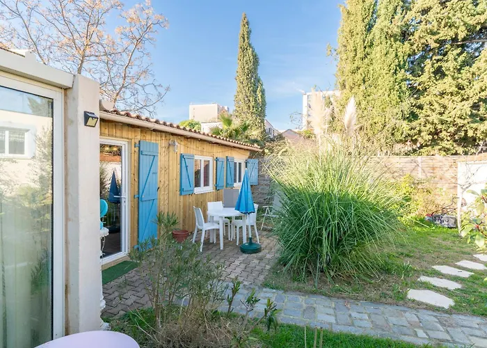 Le Houda Et En Option Holiday home